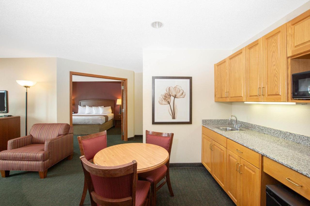 Americinn By Wyndham Kearney Eksteriør bilde
